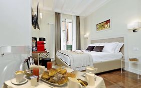 Piazza Venezia Grand Suite